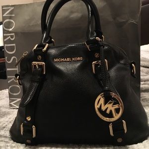 Michael Kors Purse Black 11 in x 9 in